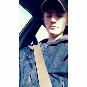 Meet your Posher, Sam